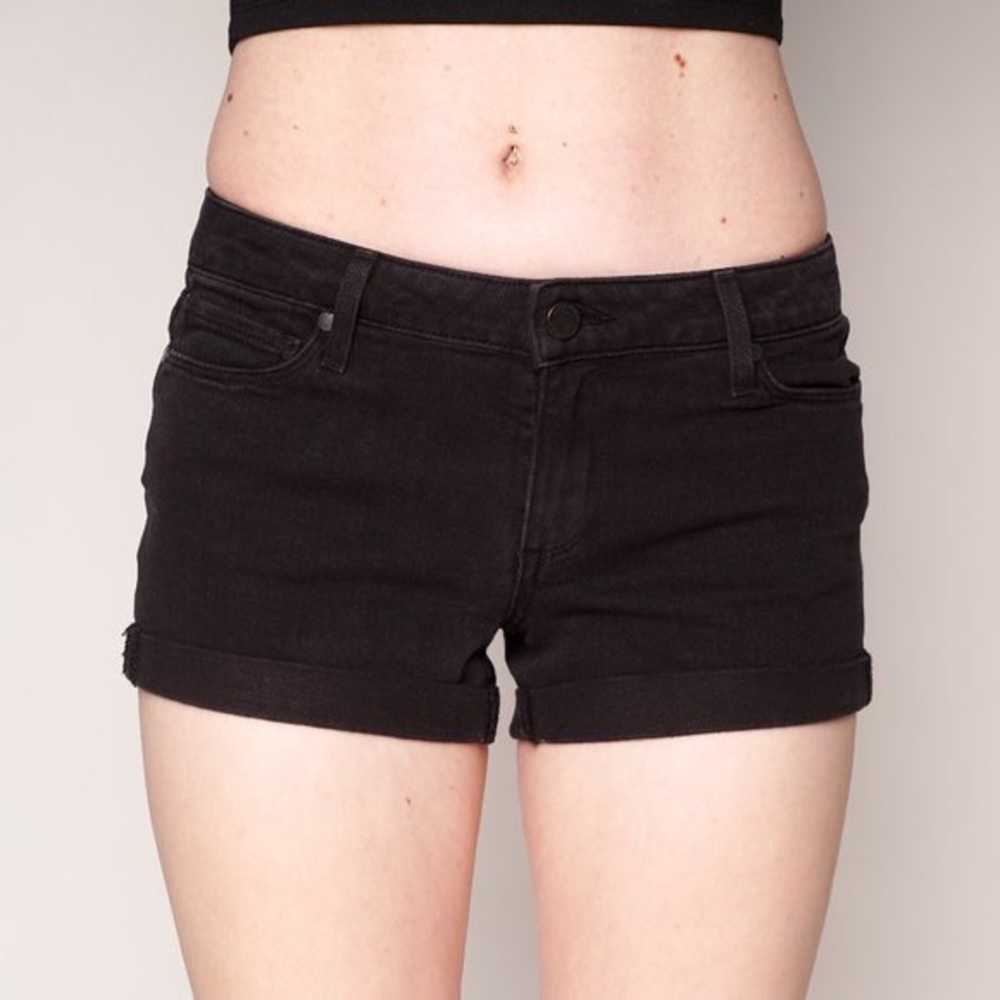 Paige Jimmy Jimmy Short in Black